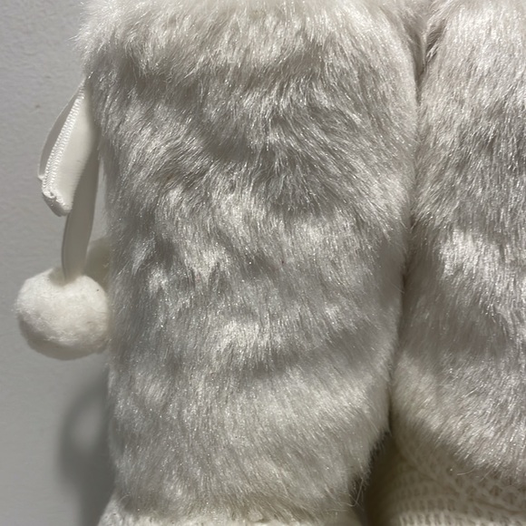 ⛸️Contemporary White And Silver Plush Ice Skates Ornament - Picture 2 of 8